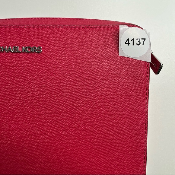 Michael Kors Jet Set Item Large Crossbody Dark Raspberry New With Tags $398 New - Picture 13 of 13